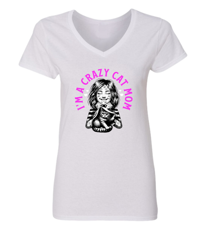 T-shirt col en V Unisexe I'm a crazy cat mom - L'usine à délire